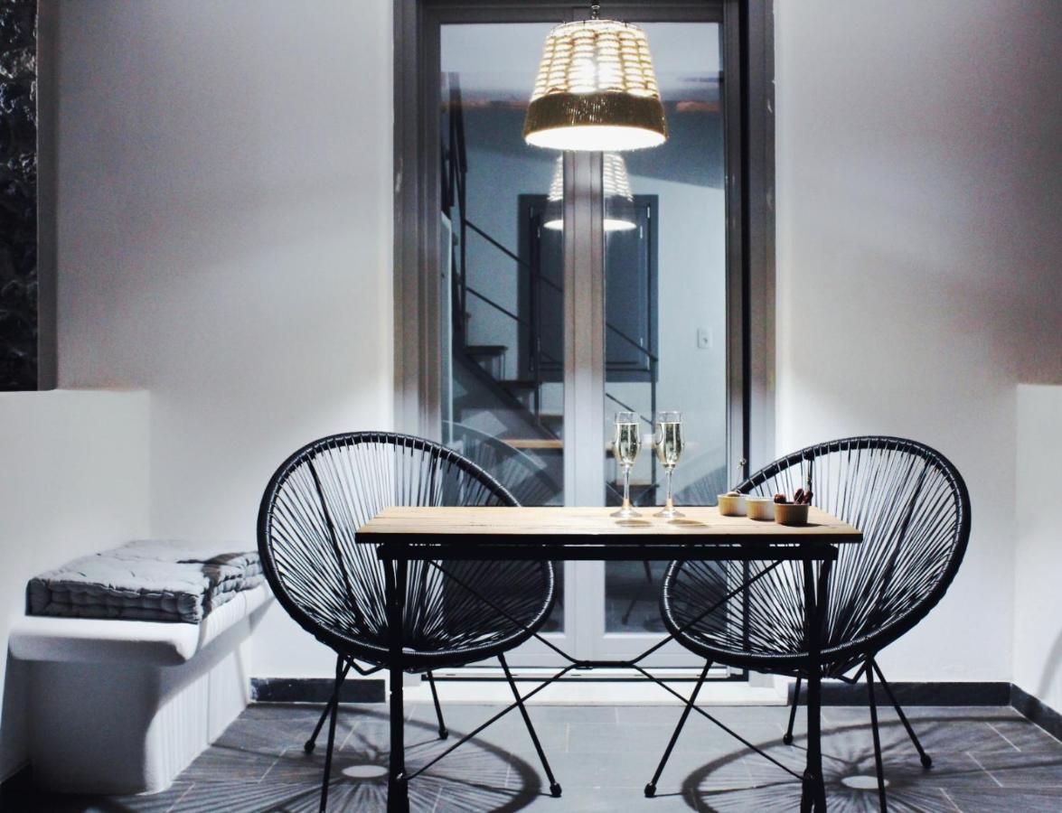 Aeron Suites Exo Gonia Exterior photo